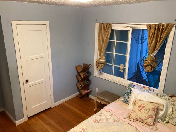 $1,100 / 1br - Cozy, Furnished Corner Bedroom in Rincon Valley (Utilities Included) (santa rosa)64045029463169122
