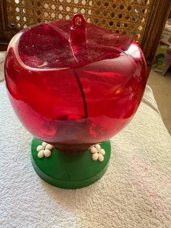 Hummingbird feeder-new 1