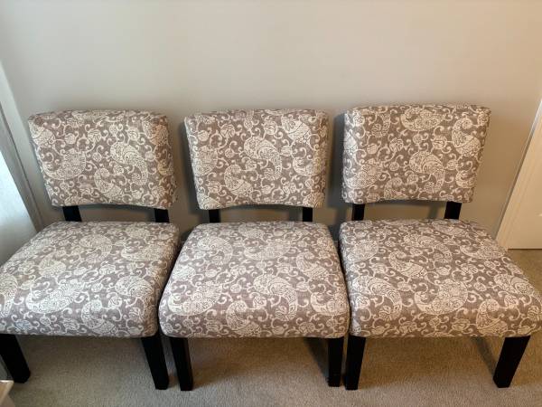 Chairs set of three 1