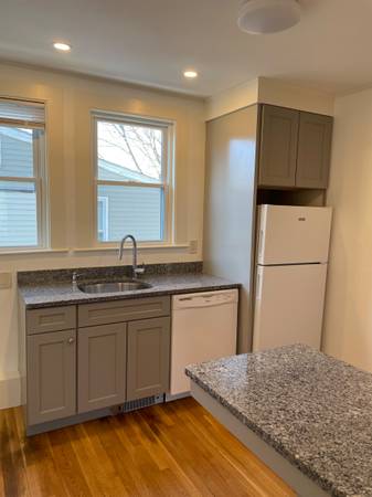 $1,850 / 1br - 800ft2 - Marblehead ,Spacious one bedroom apartment (Marblehead)63810087638529123