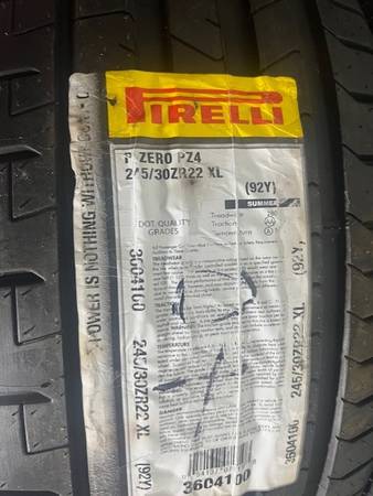 brand new  pirelli Pzero 245/30/22 1