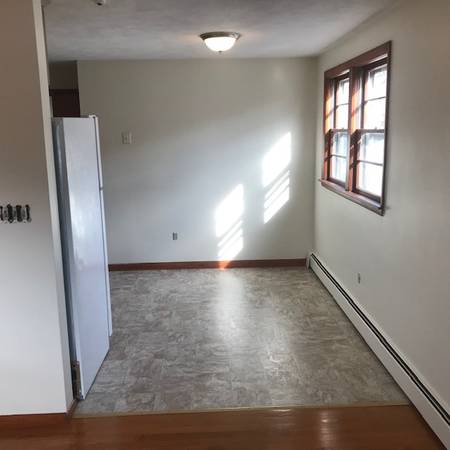 $1,900 / 1br - Quincy 1 Bedroom Hardwood Floors (Quincy)63856338938241123