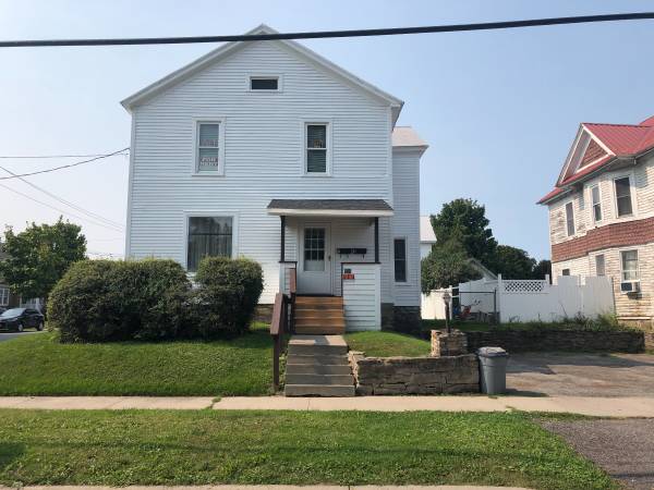 For Rent- Two bedroom / lower Apt

$775

                        Ogdensburg