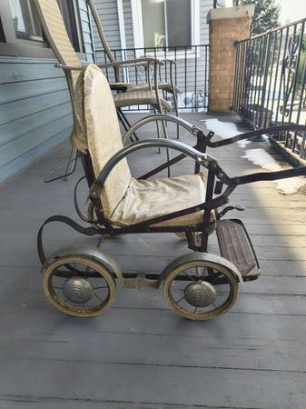 Antique stroller 1