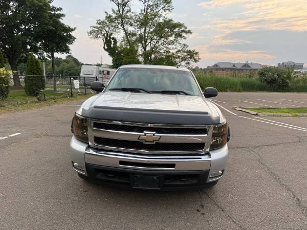 Chevrolet Silverado 1500 1LT cabina regular 2D 8FT - $8,90063654713029763121