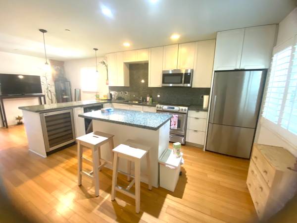$1,380 1 Bedroom with private bathroom in Point Richmond ca (richmond / point / annex)63824663608065121