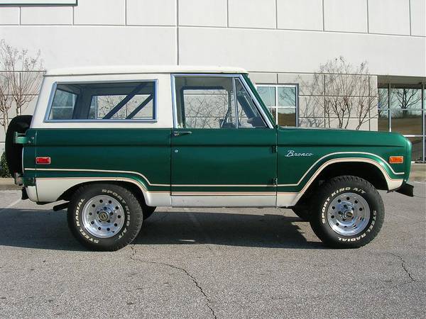 Wanted 1966 - 1977 Ford Bronco 1