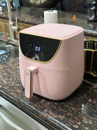 Paris Hilton Pink Air Fryer Nonstick Large 6-Quart 1