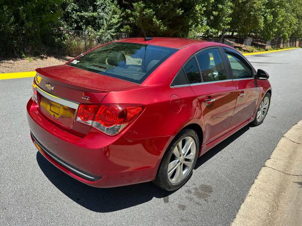 2011 CHEVROLET CRUZE LTZ RX con interior de cuero, tiene 117 mil millas - $4,800 (DECATUR GA)63620070790531124