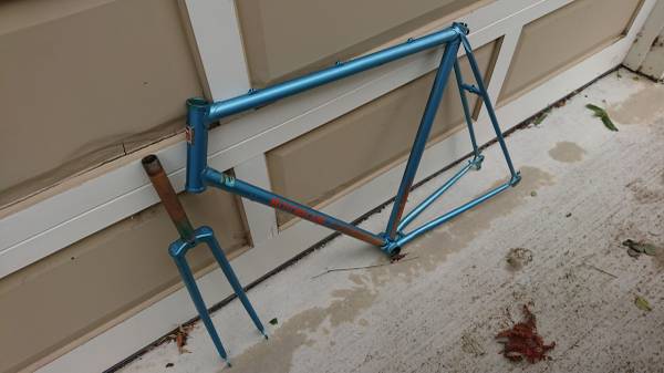 Motobecane Frame + Fork 1