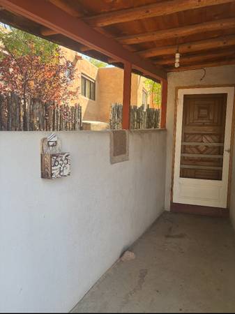 $1,150 ***Now Available, Great downtown location*** (Santa Fe)63806045076225120