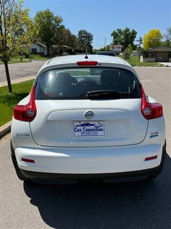 2014 Nissan JUKE S - $5,99163619683277827123