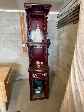 Asian altar table for ancestor worship 1