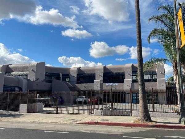 Office Space in Silverlake on Sunset Blvd for Lease 1