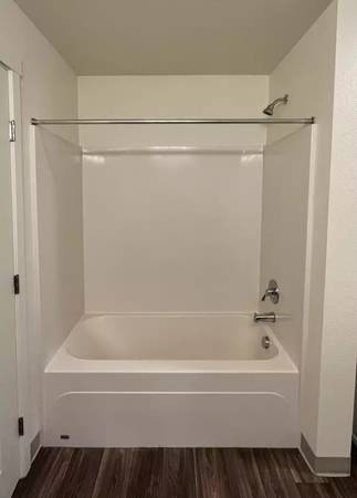 $1,299 / 1br - 636ft2 - Every Day's a Journey: Begin and End Yours in the Perfect Home! (Tigard)63820739695235124