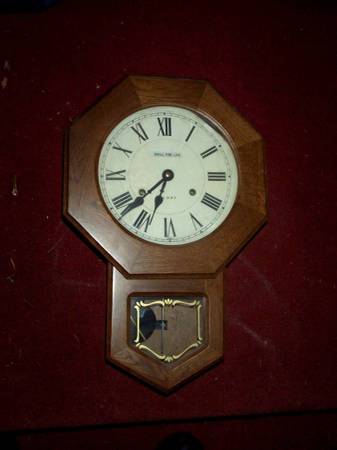 CLOCK Vintage Royal Time Line Chime Wall Hanging Wind 31 Day Antique 1
