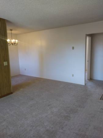 $1,850 / 1hab - 625ft2 - PISO DE UNA HABITACIÓN Y UN BAÑO EN COMPLEJO PEQUEÑO (CHULA VISTA)63621380523651122