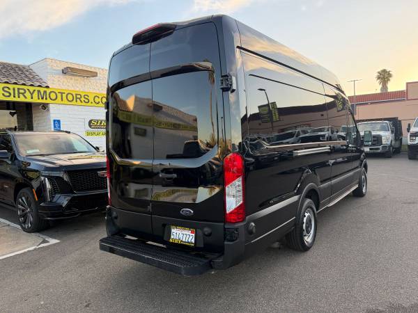 2020 Ford Transit 250 - Photo 3