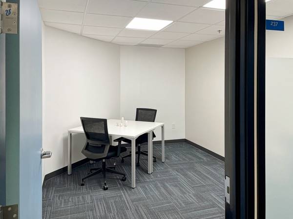$71 24/7 workspace access with our co-working dedicated plan! (Saginaw)64198882097025120