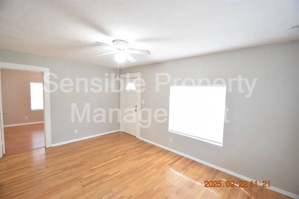 $2,095 / 3br - 1100ft2 - 5101 15th Ave S ~ Gulf Port Bungalow!!! ~ (Gulfport)63976137717250122