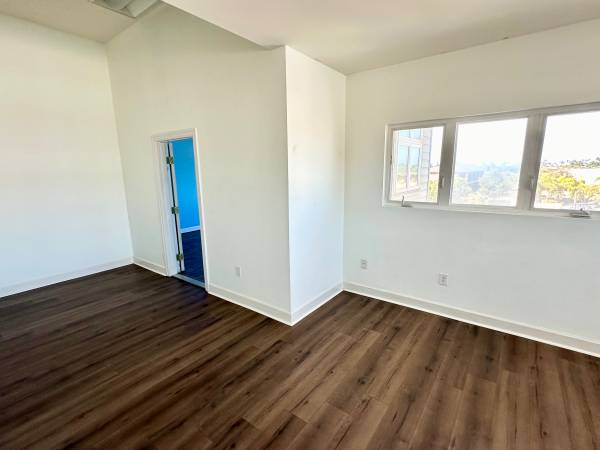 $5,550 / 6br - Upstairs 6 bedroom 3.5 bath unit (Kihei)63686673552515123