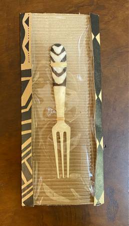 5" bone fork from Kenya for pickles 1
