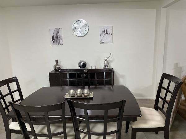 $740 / 4br - Casita, Large Bedroom, and Bedroom in Tempe! (Tempe)64024988603266123