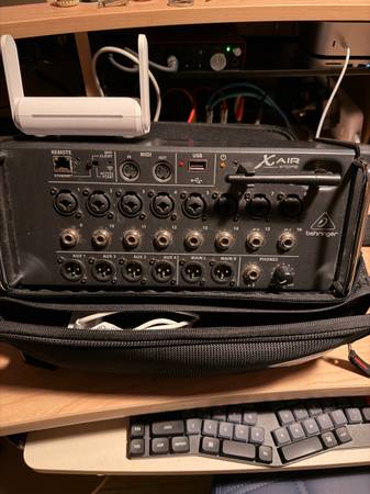 Behringer X-Air 16 with Gator case and wireless router 1