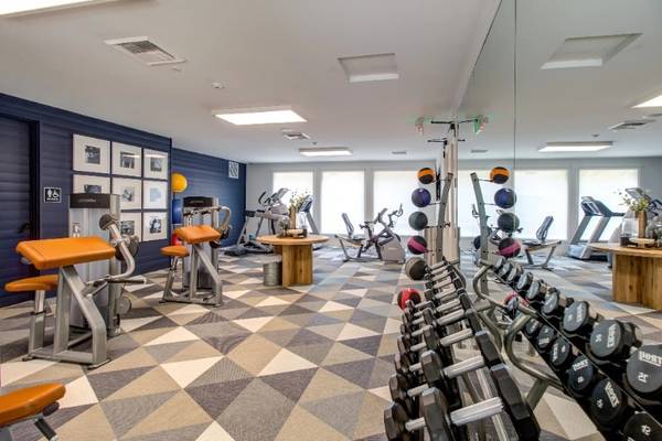 $2,115 / 2br - 1281ft2 - 2/BD, Close to Schools, Fitness Center (18111 25th Ave NE, Marysville, WA)63884778397315120