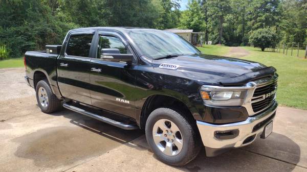 2019 Ram 1500 Edición Lone Star 4x4 Camioneta (Motor Hemi V8) - $25,000 (Pollok, Texas)63479263819777121