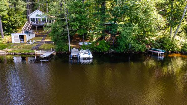 $159,900 / 1br - 747ft2 - Lake Getaway Home in Winchendon! Price Change (Winchendon MA)63825124418817122
