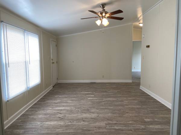$1,450 / 3br - Double 3 Bedroom Trailer in Parrish Manor!!!63685979105923120