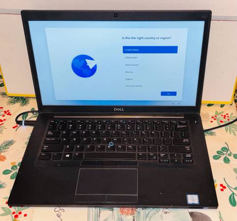 Windows 11 Dell Latitude 7490 Laptop 1