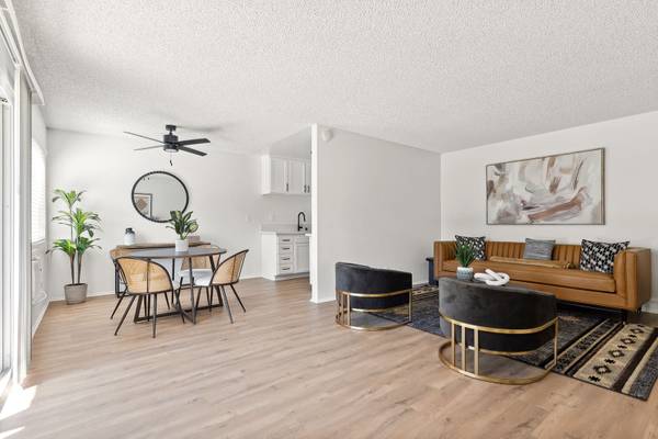 $2,840 / 2br - 940ft2 - Swimming Pools, Air/Heating, Private Balconies and Patios63800428551299121
