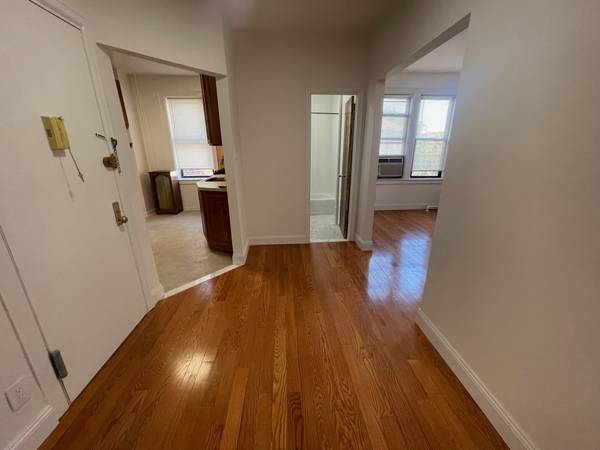 $2,600 / 2br - 800ft2 - **BRAND NEW 2BR**ASTORIA*BLDG*DITMARS BLVD N!2 QUEEN BR!KING LR!EIK! (ASTORIA)63689880894209121
