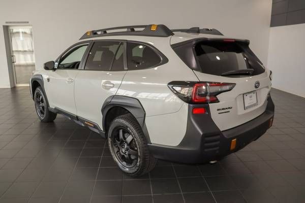 2025 Subaru Outback AWD Tracción en las Cuatro Ruedas Wilderness SUV - $563 (Pago estimado OAC†)63623226854147122