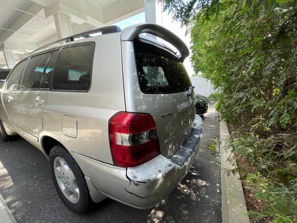 Toyota Higlander - $2,399 (Glen Cove)63654713428481122