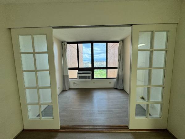 $1,650 / 402ft2 - Studio w/AC, on the 27th floor with 1 covered parking-Plaza Landmark (Salt Lake)63939666240771121