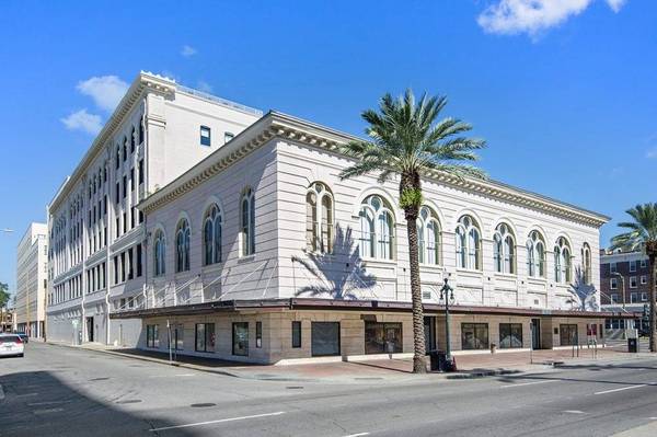 $1,950 / 1br - 675ft2 - Fully Furnished Condo- All Utilities Included (1201 Canal)63903650866435121