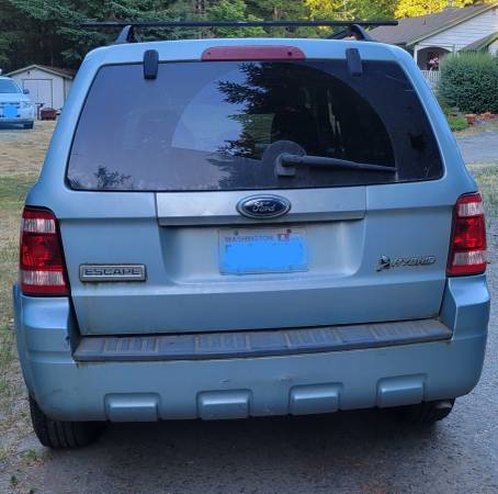 2009 Ford Escape Hybrid - needs steering motor replaced or for parts - $1,800 (Olalla Port Orchard)63617898625923123