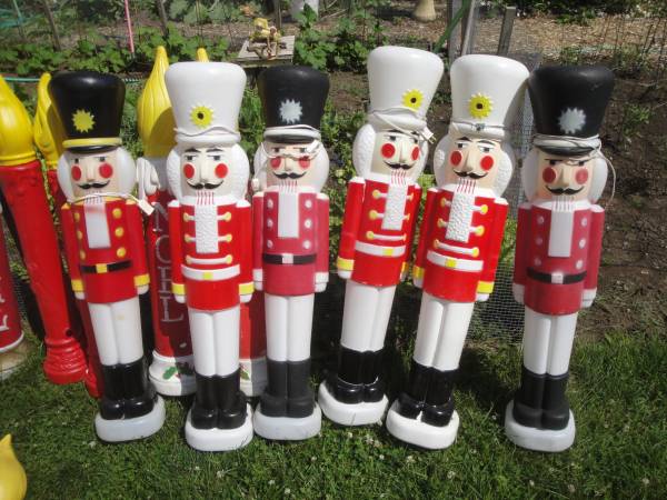 Christmas Blow Mold Nutcracker Soldier Outdoor Lawn Ornament Decorate 1