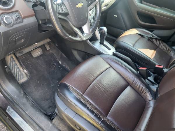 2015 Chevrolet Trax. Leather moon. Gas saver suv - $4,800 (Clinton Township)63488121487617124