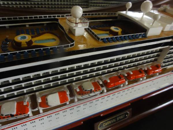 HUGE Factory Built Assembled Model Carnival Cruise Ship - $600 (Federal way)63471420762243124