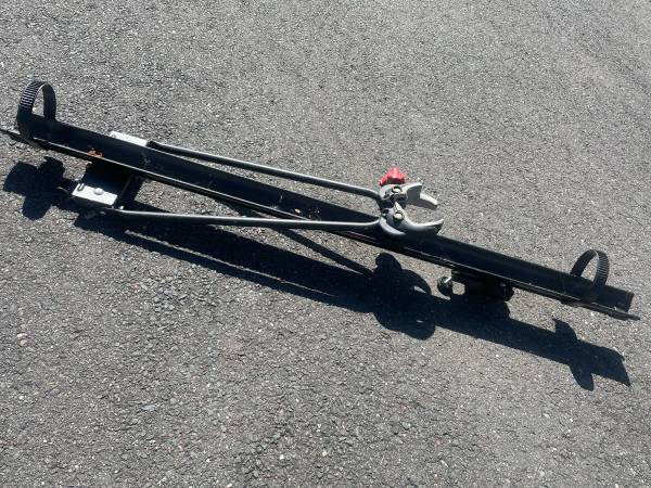Rooftop bike rack with all parts 1