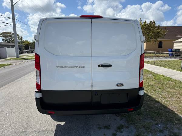 2021 Ford TRANSIT - Photo 7