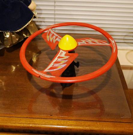 Pull Flying Toy, LED Disc Shooter 1