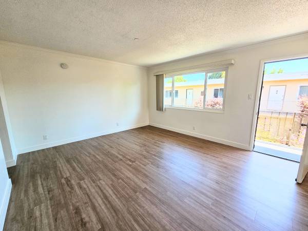 $2,095 / 1br - 800ft2 - 🤩Mire y alquile, ¡ahorre HASTA $1500 tras la aprobación!🔥🔥🔥 (hayward / castro valley)63695877735299123