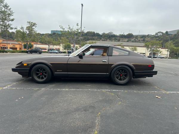 Datsun Nissan 280ZX w/T-tops, 5-Speed, 2-Seater, New
