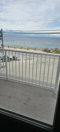 Oceanside 2 bdrm apt 2