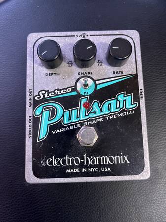 EHX pulsar variable shape tremolo 1